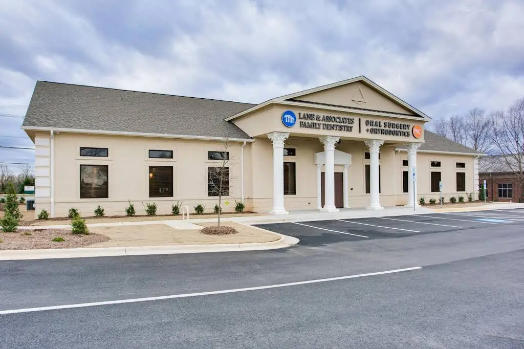 Lane & Associates Family Dentistry - Professional dental clinic exterior with modern facilities