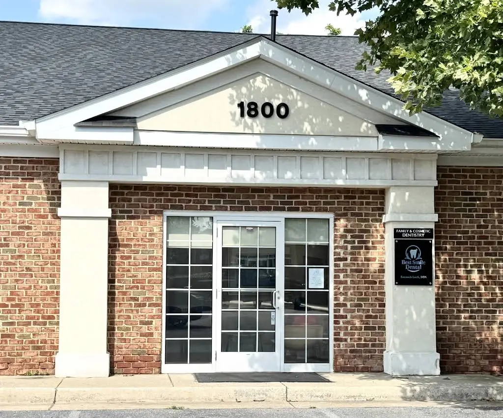 Best Smile Dental Winchester - Professional dental clinic exterior with modern facilities