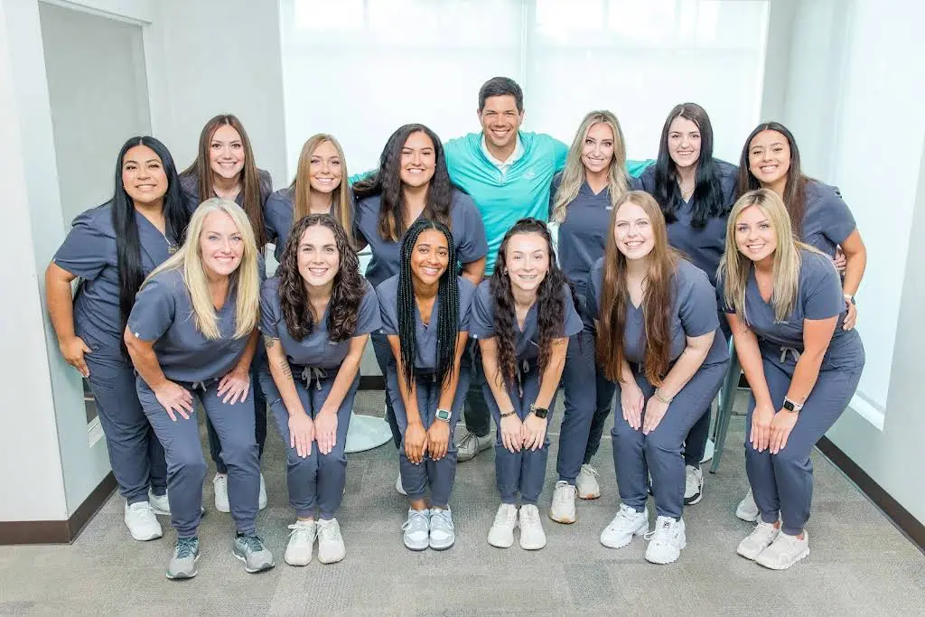 Weiler Orthodontics and Invisalign - Professional dental clinic exterior with modern facilities