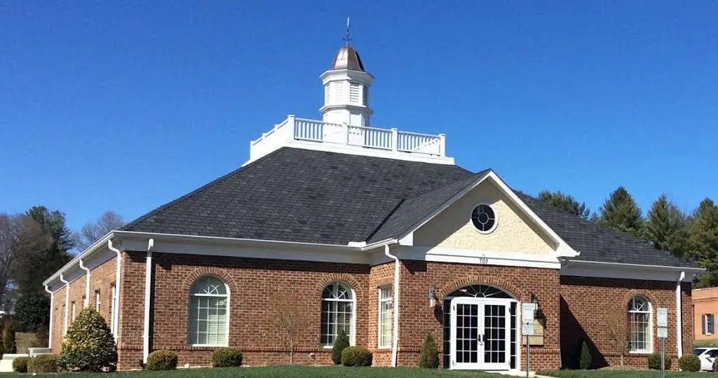 Cornerstone Dentistry - Eric J. Grimes, DDS - Professional dental clinic exterior with modern facilities