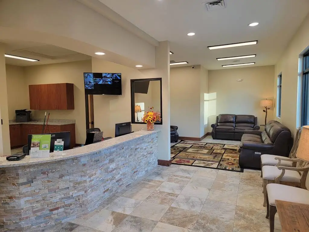 Hudson Family Dentistry - Professional dental clinic exterior with modern facilities