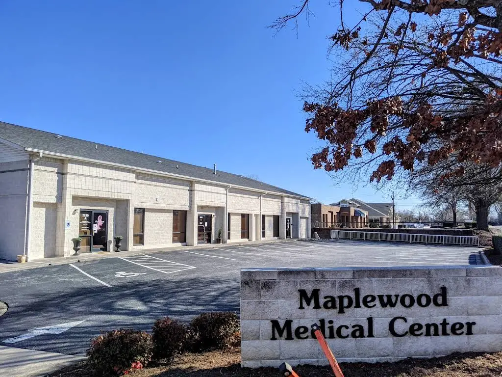 Robert L Edwards DDS, PLLC - Professional dental clinic exterior with modern facilities
