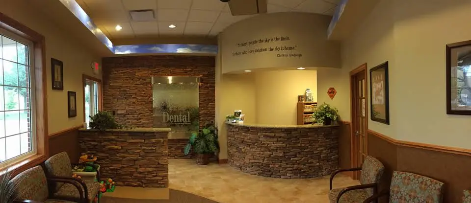 Spirit of St. Louis Dental - Professional dental clinic exterior with modern facilities