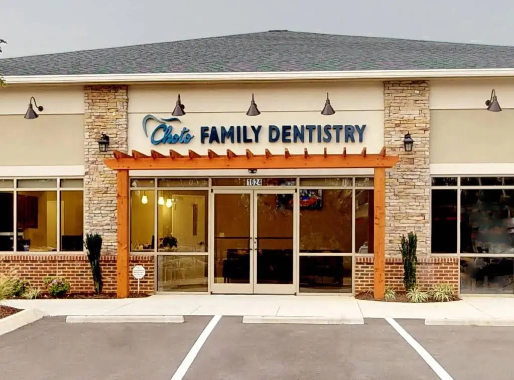 Choto Family Dentistry - Professional dental clinic exterior with modern facilities