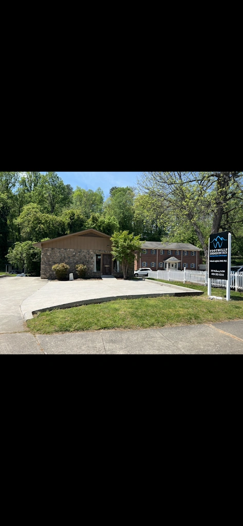Foothills Endodontics NC