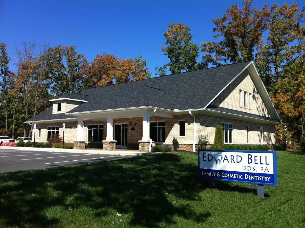 Dr. Edward Bell, DDS & Dr. Hannah Nowak, DDS - Professional dental clinic exterior with modern facilities