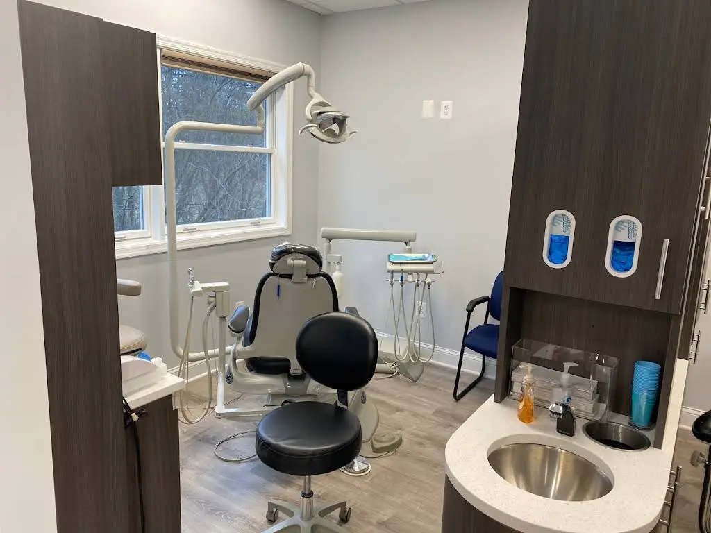 Frederick Family Dentistry - Professional dental clinic exterior with modern facilities