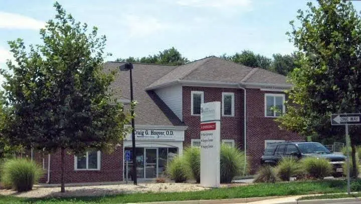 Culpeper Endodontics: Sushant Mahajan, D.M.D., M.S. PC - Professional dental clinic exterior with modern facilities