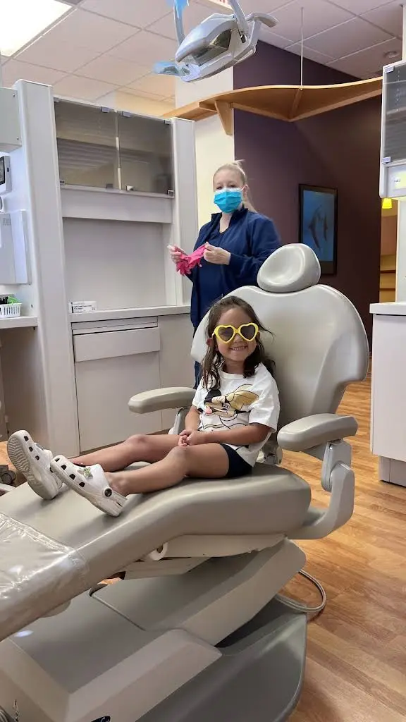 Little Smiles of Dardenne Prairie - Professional dental clinic exterior with modern facilities