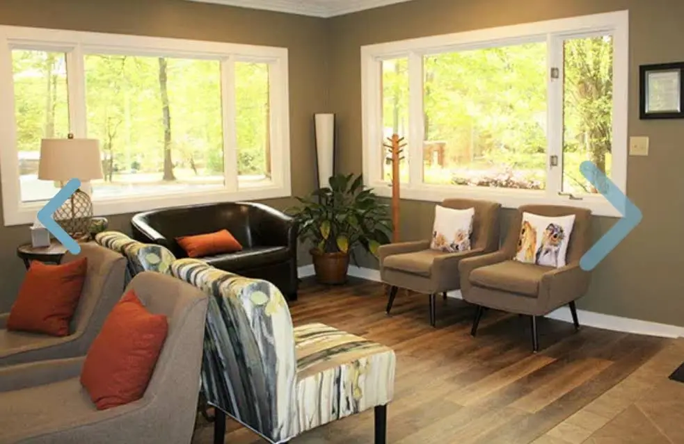 Modern Dental of Kernersville - Professional dental clinic exterior with modern facilities
