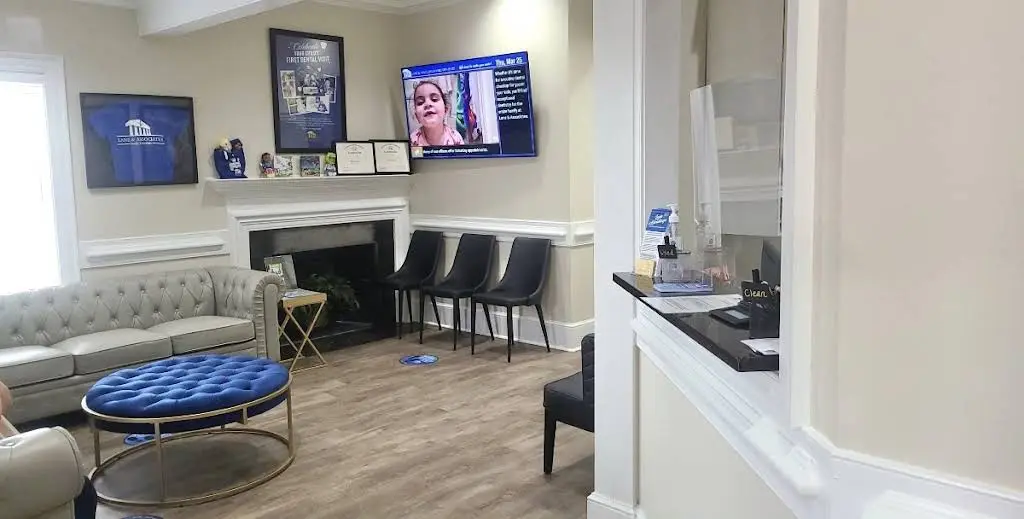 Lane & Associates Family Dentistry - High Point - Professional dental clinic exterior with modern facilities