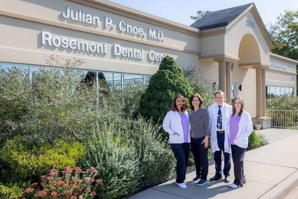 Rosemont Dental Center - Professional dental clinic exterior with modern facilities