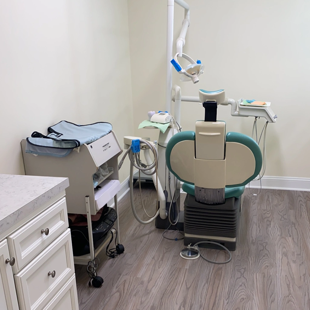 Frederick Family Dental Clinic - Professional dental clinic exterior with modern facilities