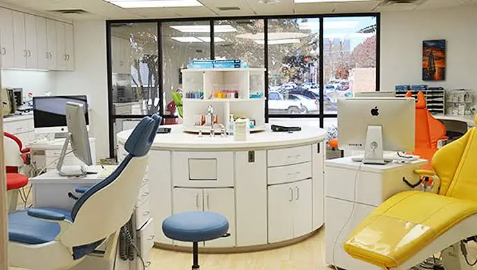 Davis & Goldberg Orthodontics