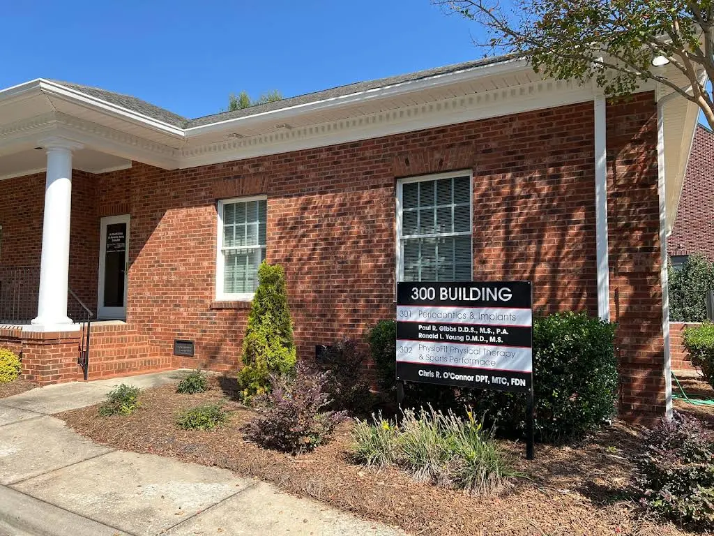 Davidson Periodontics - Professional dental clinic exterior with modern facilities