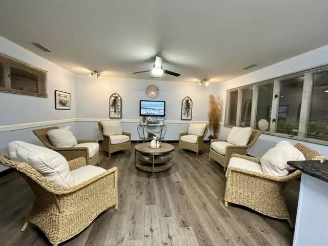 Fox Dentistry - Professional dental clinic exterior with modern facilities