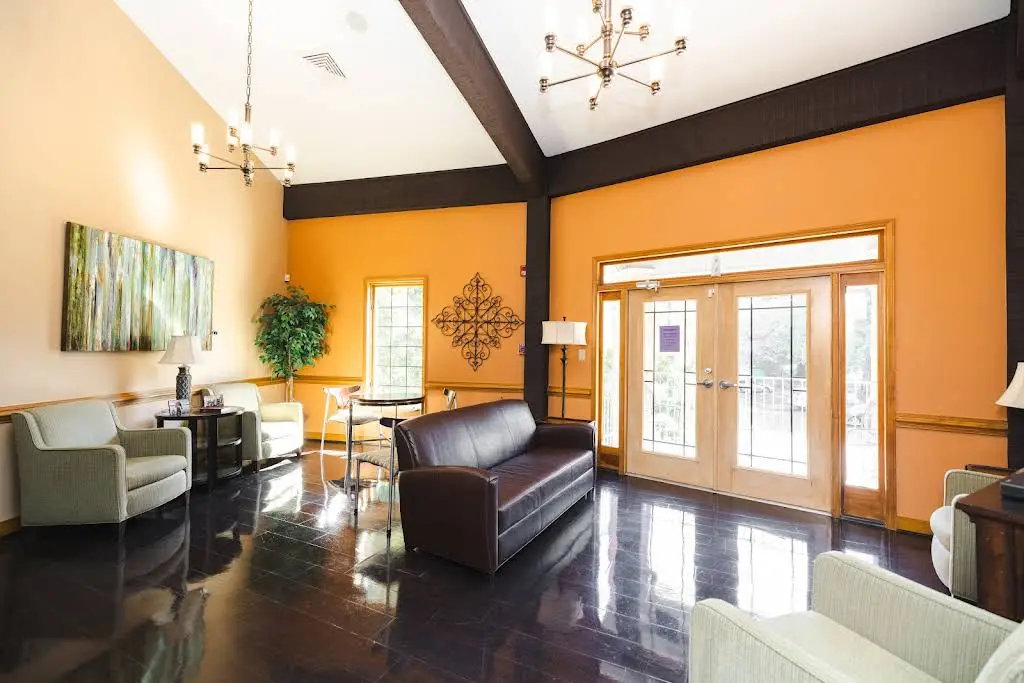 Berky Hinckley Orthodontics - Professional dental clinic exterior with modern facilities