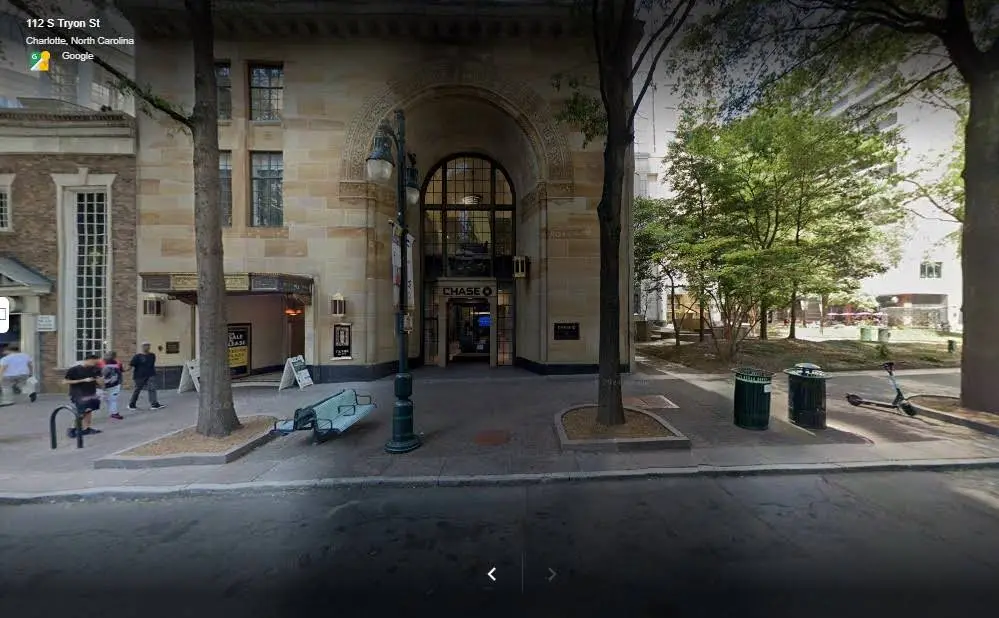 Dentistry Of Uptown Charlotte - Professional dental clinic exterior with modern facilities