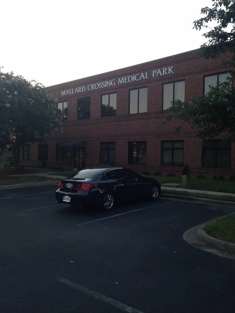 University Dental Associates Mecklenburg Mallard Creek - Professional dental clinic exterior with modern facilities