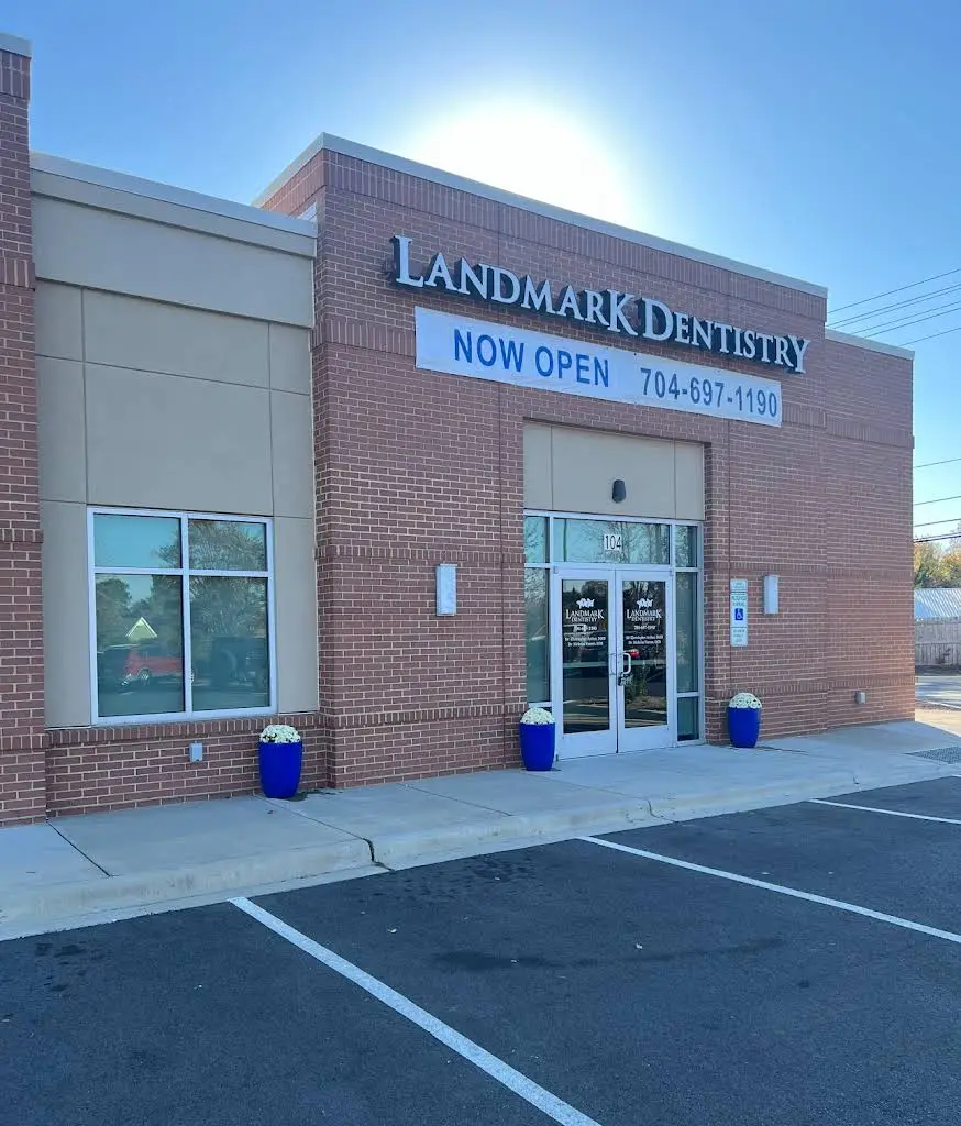 LandMark Dentistry - Mallard Creek - Professional dental clinic exterior with modern facilities