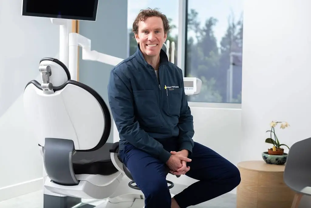 Capital Dental Design - Richmond - Professional dental clinic exterior with modern facilities