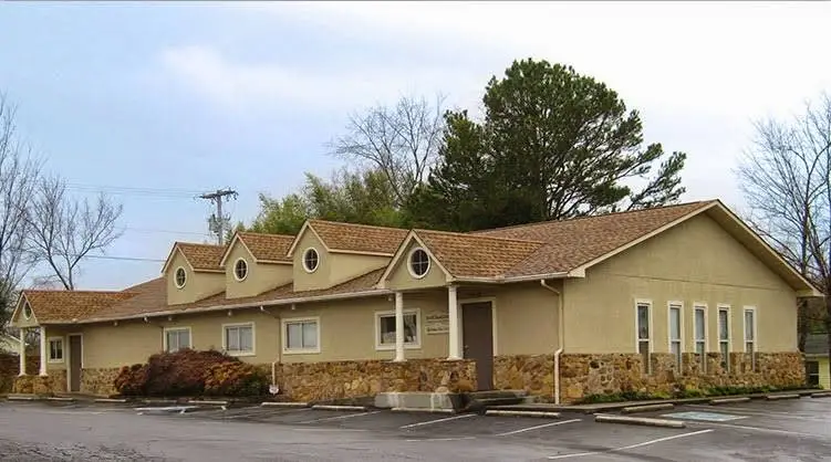 Moss Family Dentistry - Professional dental clinic exterior with modern facilities