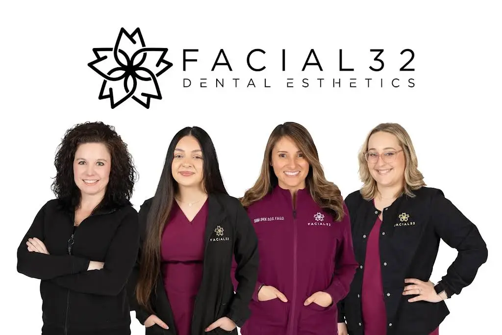 Facial 32 Dental Esthetics - Professional dental clinic exterior with modern facilities