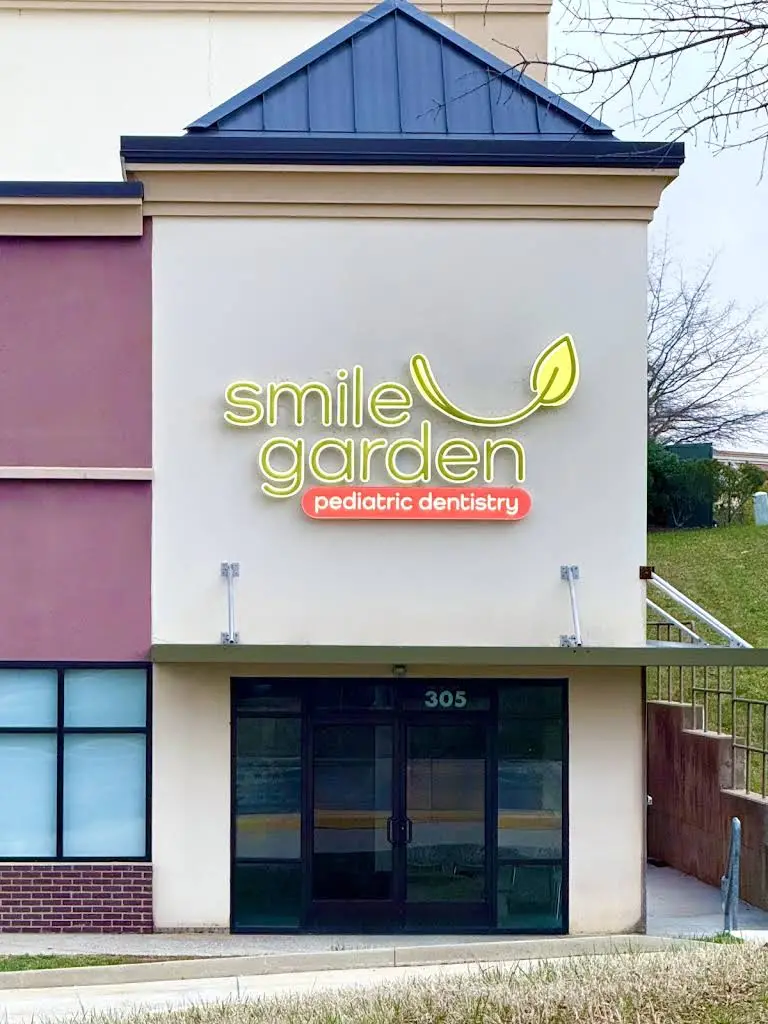 Smile Garden Pediatric Dentistry - Professional dental clinic exterior with modern facilities