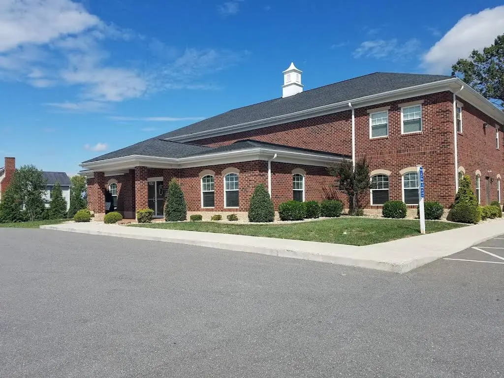 Patrick M. Todd DDS & Associates - Professional dental clinic exterior with modern facilities