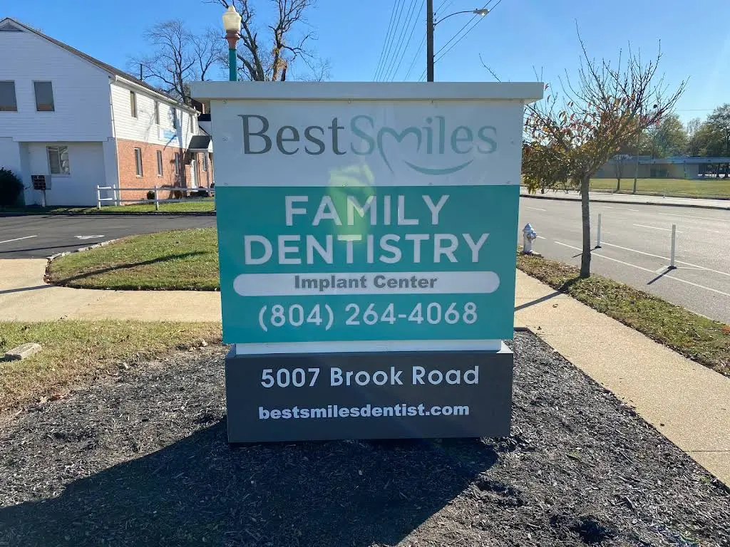 Best Smiles North Side Richmond - Professional dental clinic exterior with modern facilities