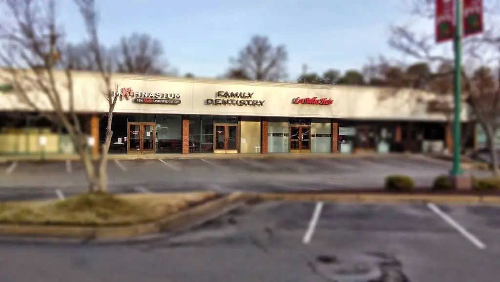 Murry & Kuhn Dentistry - Patterson - Professional dental clinic exterior with modern facilities