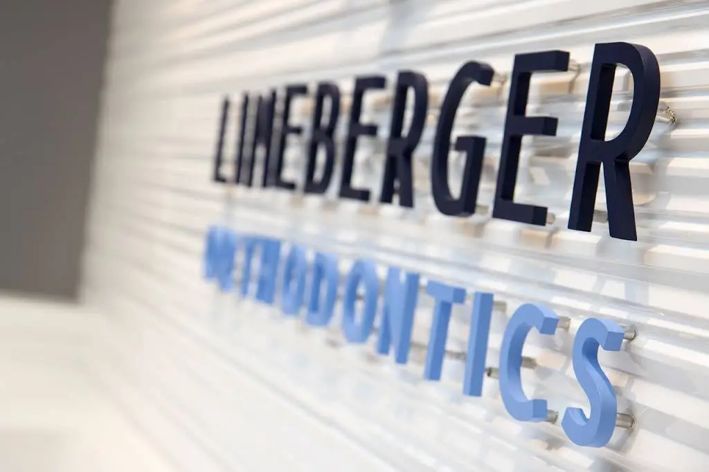 Lineberger Orthodontics - Charlotte - Professional dental clinic exterior with modern facilities
