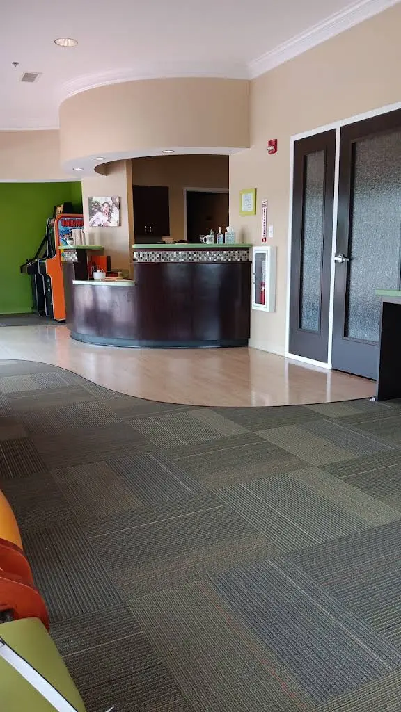 Brookdale Pediatric Dentistry - Professional dental clinic exterior with modern facilities