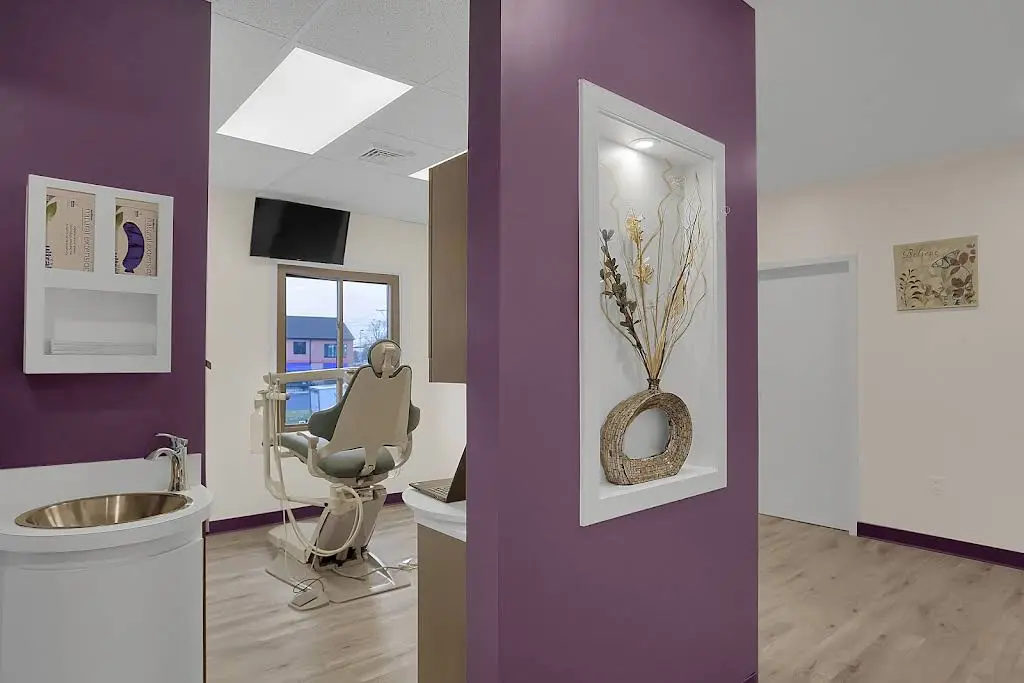 Carlisle Pike Family Dentistry - Professional dental clinic exterior with modern facilities