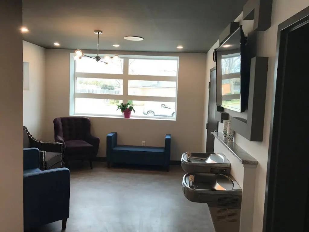 Dentists on Grove Avenue - Professional dental clinic exterior with modern facilities