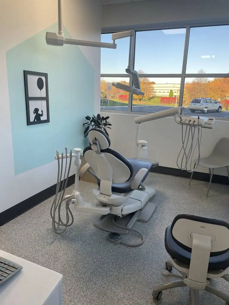 Smilehaus Pediatric Dentistry, PLLC. - Professional dental clinic exterior with modern facilities