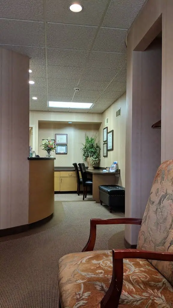 Central Penn Endodontics - Professional dental clinic exterior with modern facilities