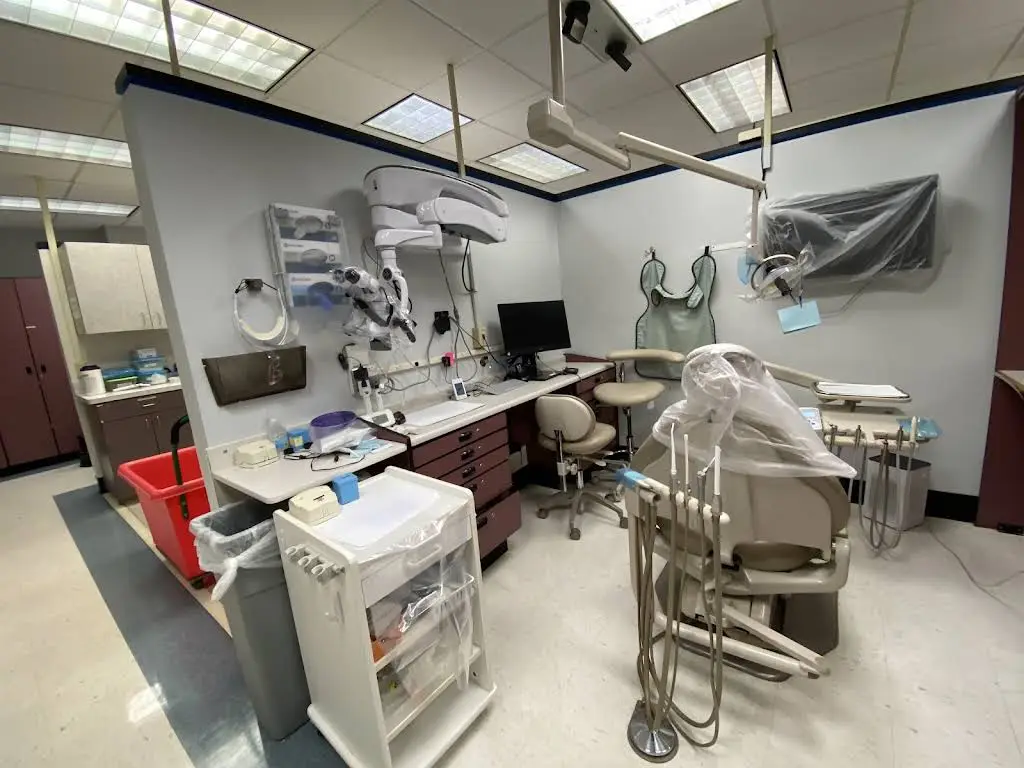 VCU Dental Care Orthodontics - Professional dental clinic exterior with modern facilities