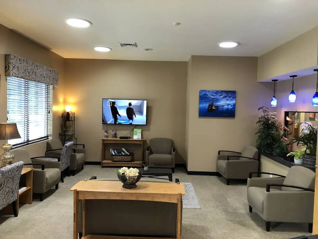 Sandston Comprehensive Dentistry - Professional dental clinic exterior with modern facilities