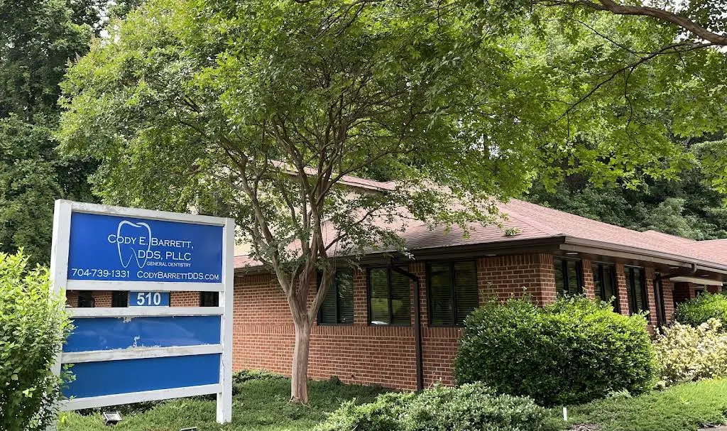 Dr. Cody E. Barrett, DDS, PLLC - Professional dental clinic exterior with modern facilities