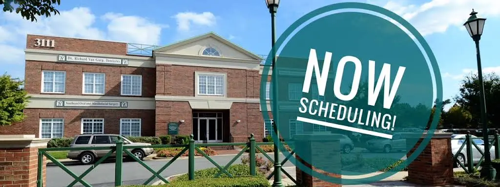 Kempter Dentistry - Charlotte - Professional dental clinic exterior with modern facilities