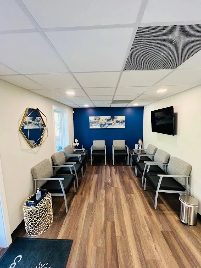 Commonwealth Dentistry Specialty - Professional dental clinic exterior with modern facilities