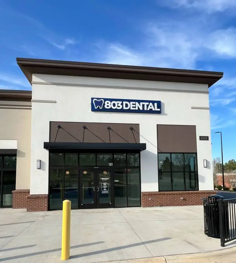 803 Dental - Professional dental clinic exterior with modern facilities