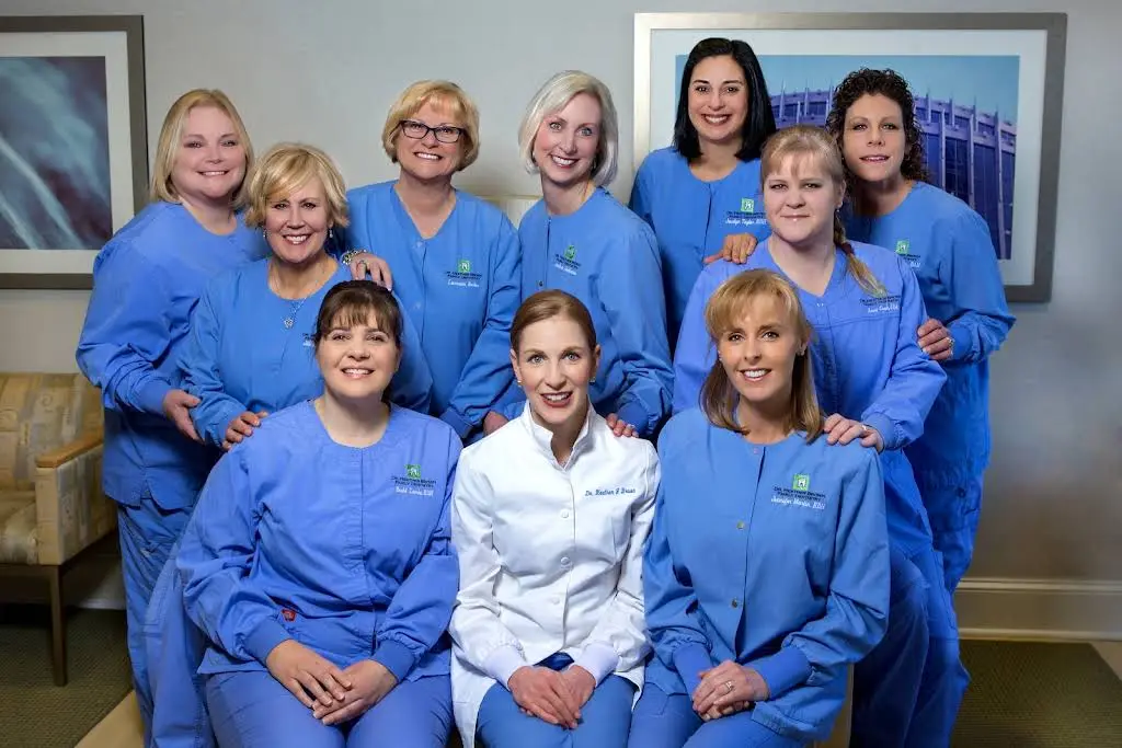 Heather Brown DDS Family Dentistry - Professional dental clinic exterior with modern facilities