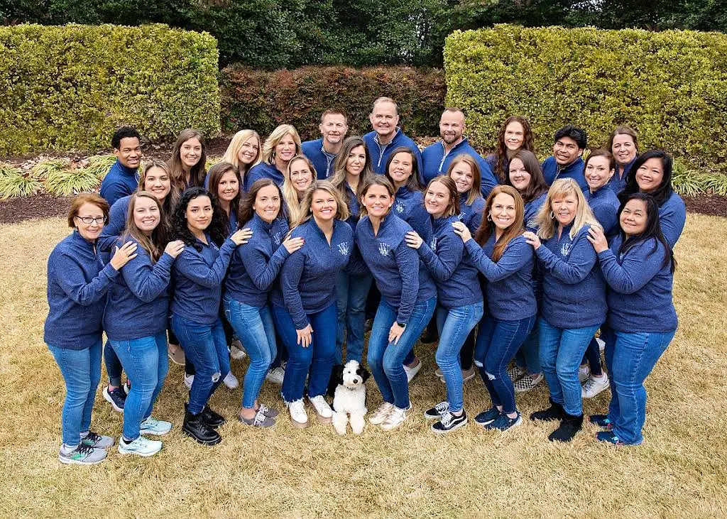 Wainright & Wassel, DDS - Professional dental clinic exterior with modern facilities