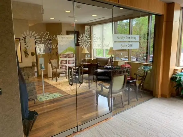 Elan Dental - Raleigh - Professional dental clinic exterior with modern facilities