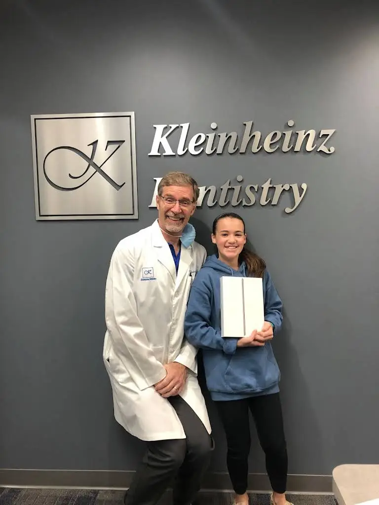 Kleinheinz Dentistry - Professional dental clinic exterior with modern facilities