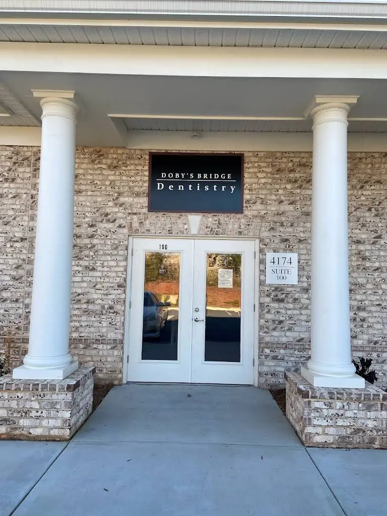 Dobys Bridge Dentistry - Professional dental clinic exterior with modern facilities