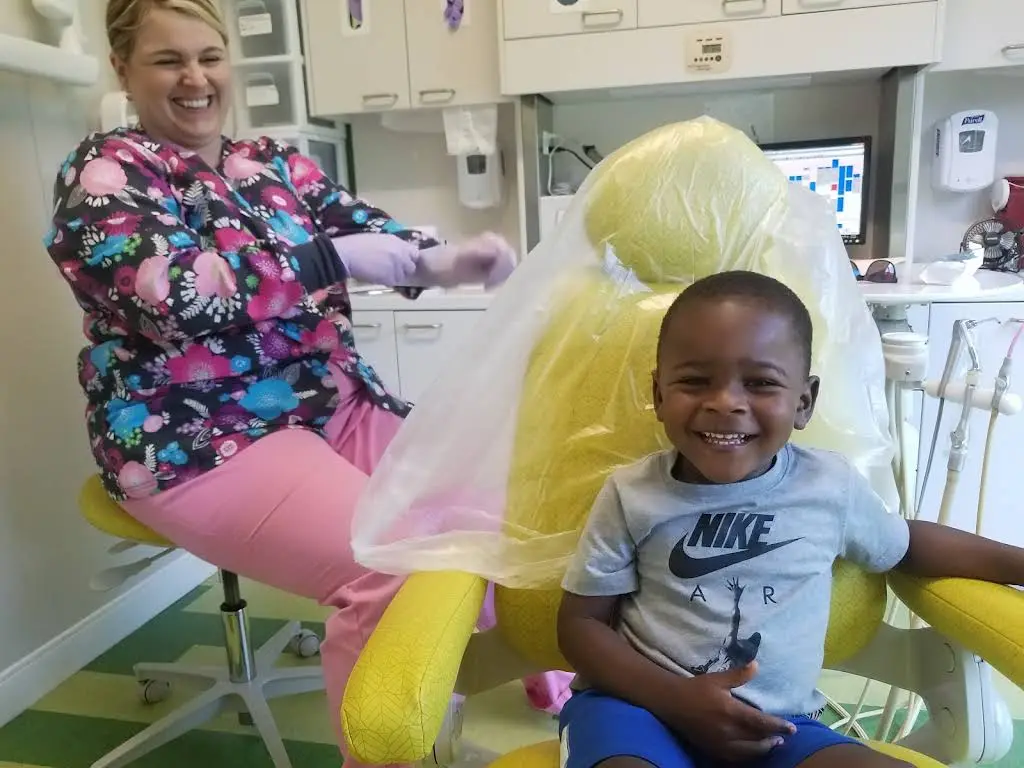 Crisp & Associates Pediatric Dentistry - Professional dental clinic exterior with modern facilities