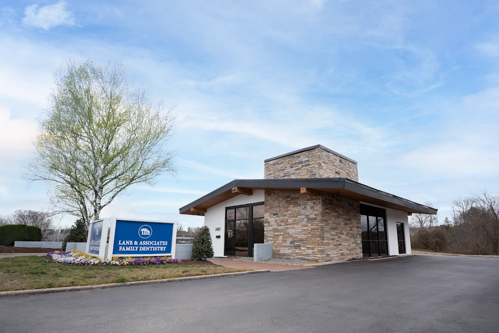 Lane & Associates Family Dentistry - Professional dental clinic exterior with modern facilities